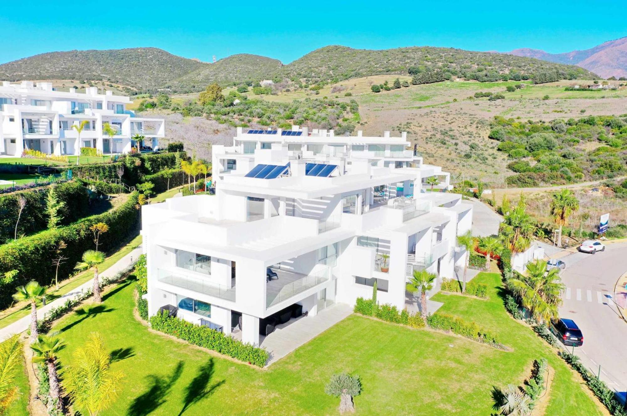 2288 New Modern Penthouse With Privat Pool Estepona